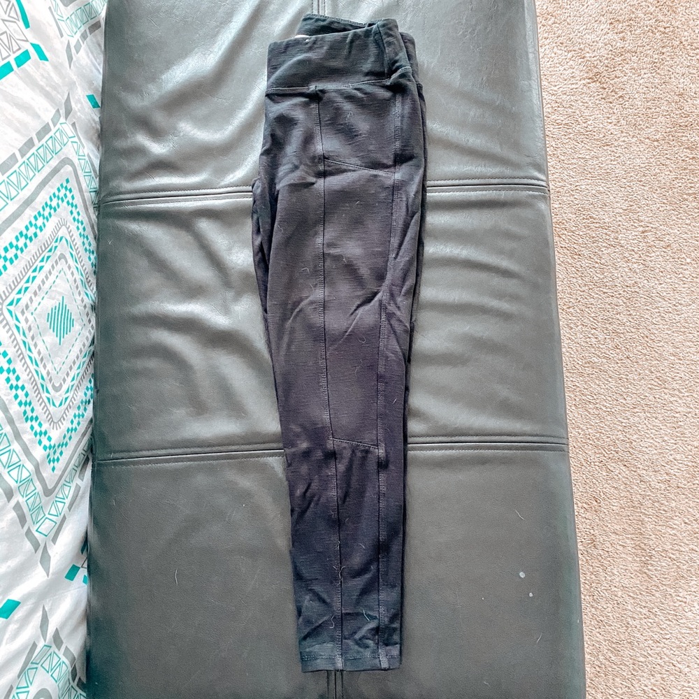 Black Mudd brand leggings